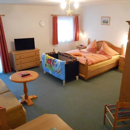 Pfannelerhof لوتاش